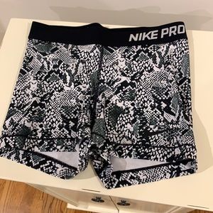 Snake skin Nike pros